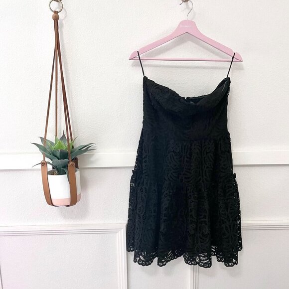 NWT Anthropologie Eva Franco Floral Lace Strapless Mini  Black Cocktail Dress 8 - Picture 2 of 8